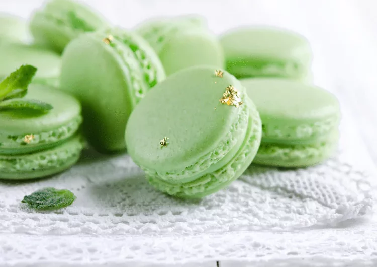 (Matcha) Green Tea Macaron