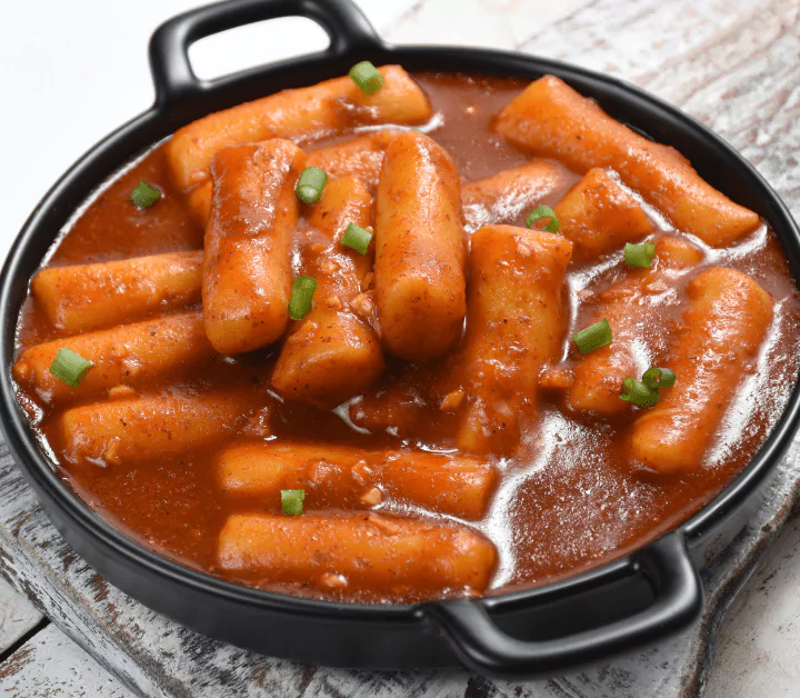 Easy Korean Tteokbokki (Spicy Rice Cakes)
