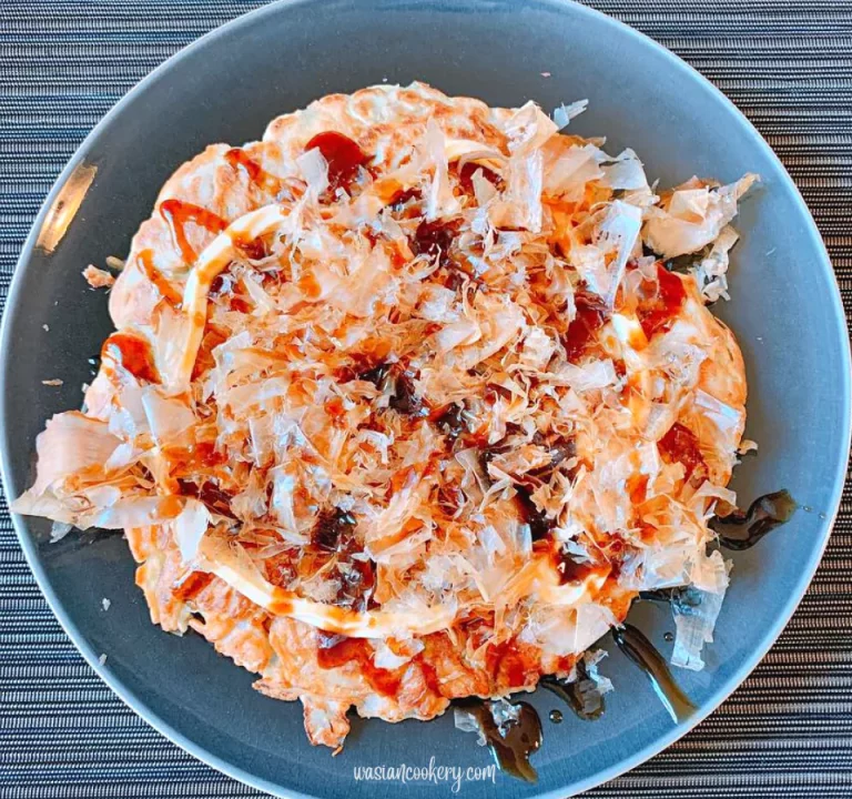 30-Minute Chicken Okonomiyaki Recipe