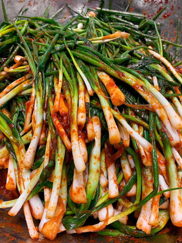 Green Onion Kimchi (Pa kimchi)